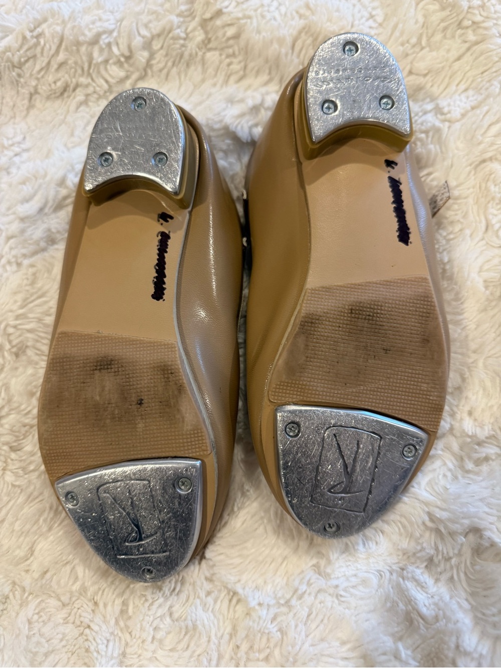 Child Tap Shoe- Nude size 5 youth